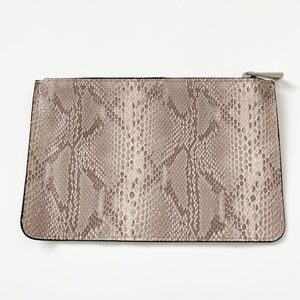 Snakeskin clutch